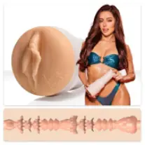 MASTURBATOR FLESHLIGHT