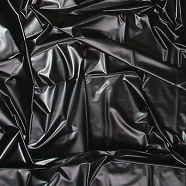 Cearsaf din vinil negru pentru masaj erotic Wet Games, impermeabil, 180x220 cm